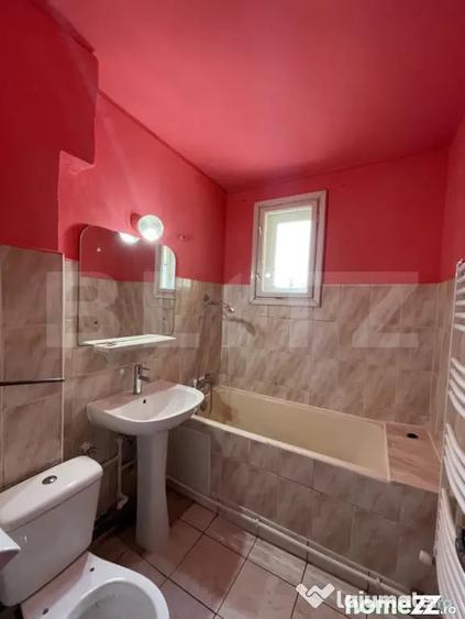 Apartament cu 2 camere semidecomandat în Ultracentral