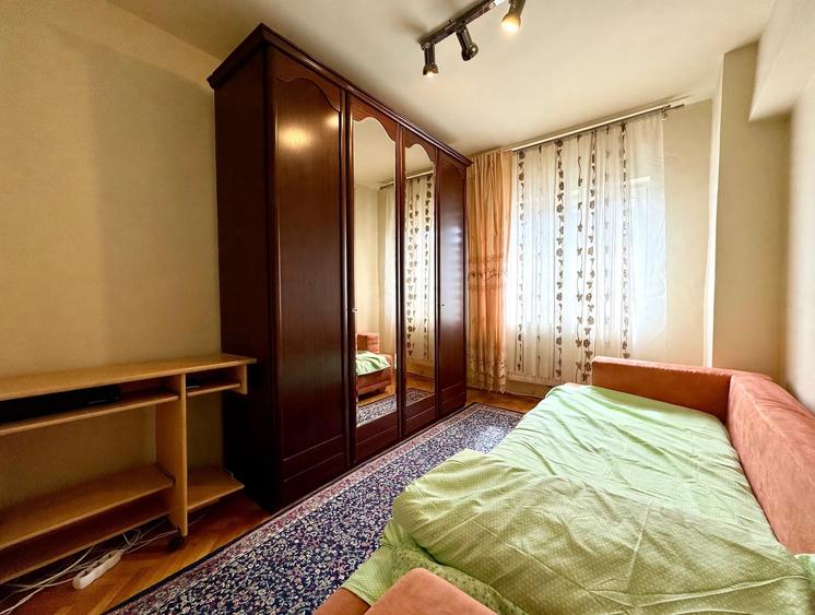 Apartament cu 3 camere decomandat, mobilat în Mănăștur