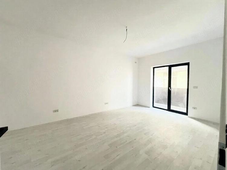 Apartament cu 2 camere decomandat în Ciarda Roșie