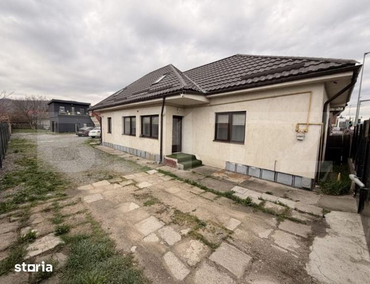 Casă cu 4 camere cu Teren 290 Mp în Florești