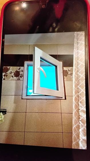 Apartament cu 3 camere semidecomandat în Titan