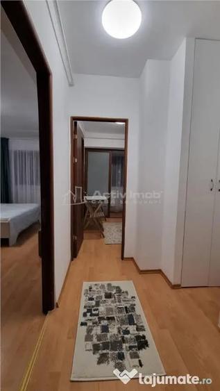 Garsonieră decomandată în Micro 20