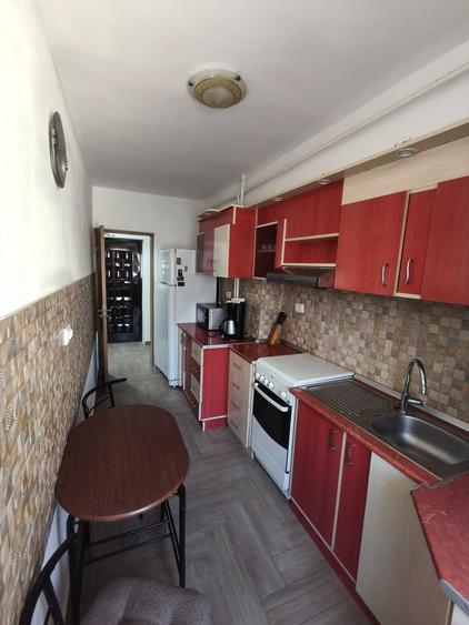 Garsonieră decomandată în Central