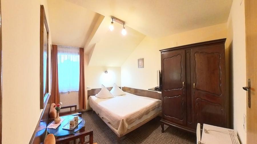 Hotel/Pensiune, de 15 mp, în Griviței