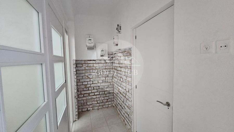 Apartament cu 4 camere circular în Capitale