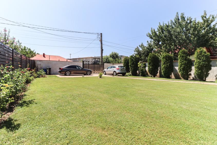 Duplex cu 4 camere cu Canalizare în 1 Decembrie