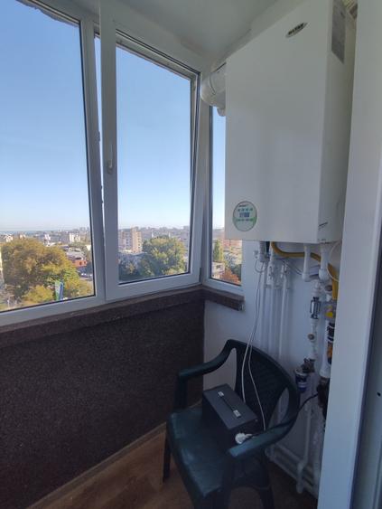 Apartament cu 3 camere decomandat în Boema