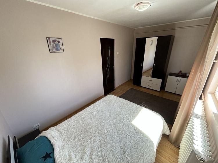 2 Cam-Dacia-5 Min Iulius Town-Mobilat-Utilat-43MP-77.000 Euro! Negociabil ! - 4