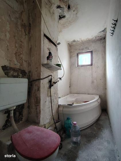 Apartament cu 2 camere semidecomandat în Micro 11