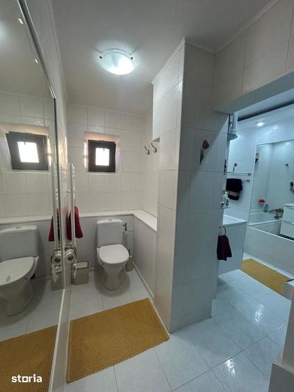 Apartament cu 4 camere în Central