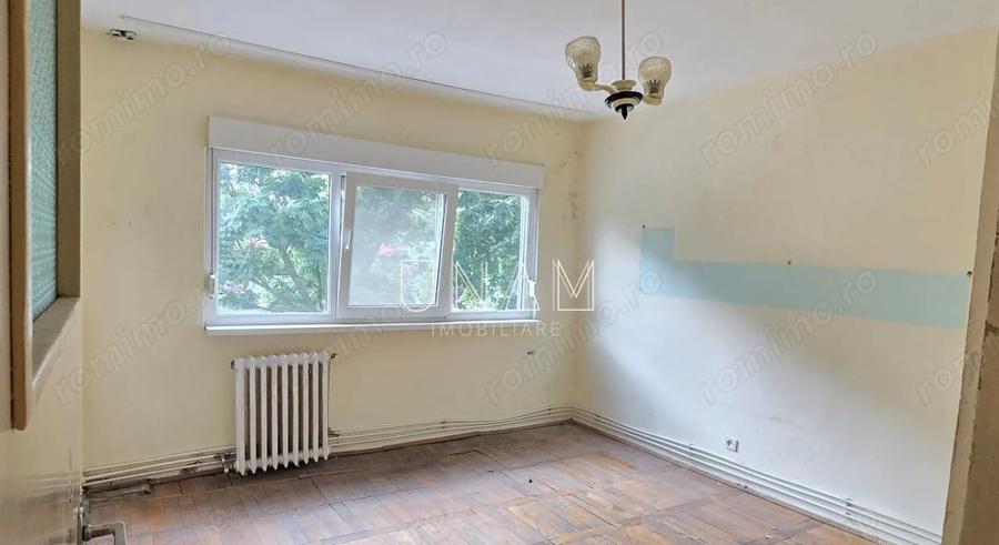 Apartament cu 2 camere decomandat în Govândari