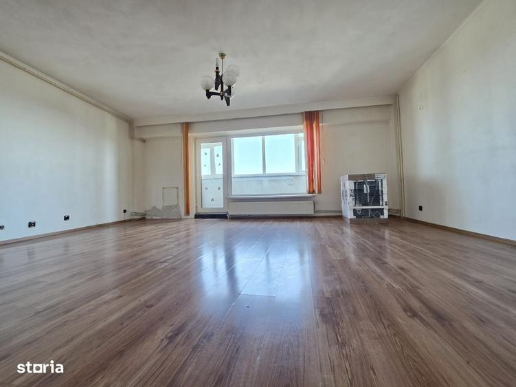 Apartament cu 4 camere în Lujerului