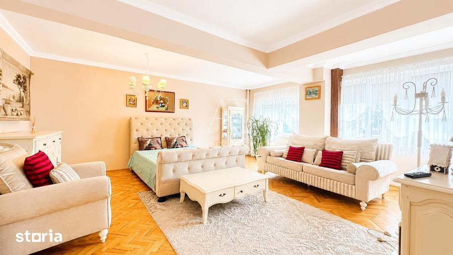 Apartament cu 3 camere în Central