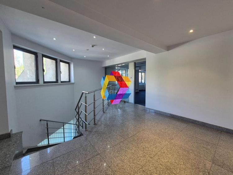 Spațiu comercial zona Centru Civic -  370 mp - 16