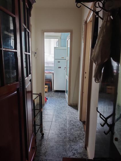 Apartament cu 2 camere nedecomandat în P-ța Universității