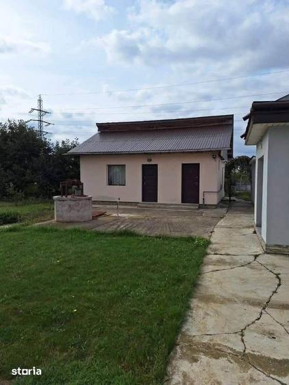 Casă cu 4 camere cu Teren 1070 Mp în Central