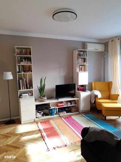 Apartament cu 3 camere, mobilat în Central
