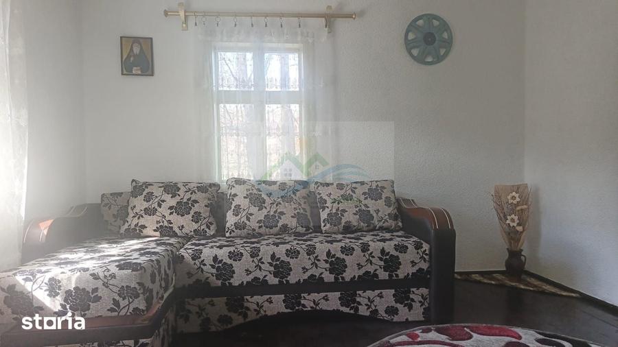 Casă cu 3 camere cu Teren 2700 Mp în Drăgoiești