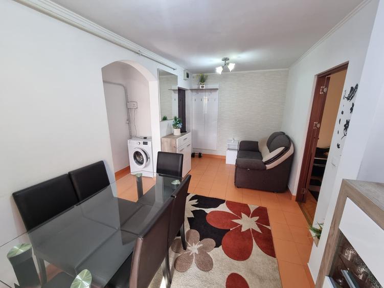 Apartament cu 2 camere în Cetate