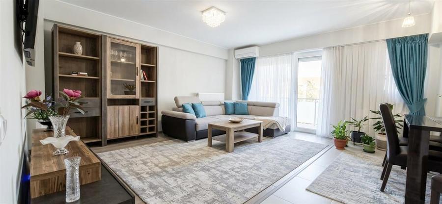 Apartament cu 2 camere decomandat în Nufărul