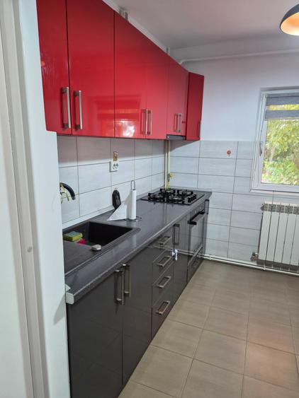 Apartament cu 2 camere semidecomandat în Unirii Sud
