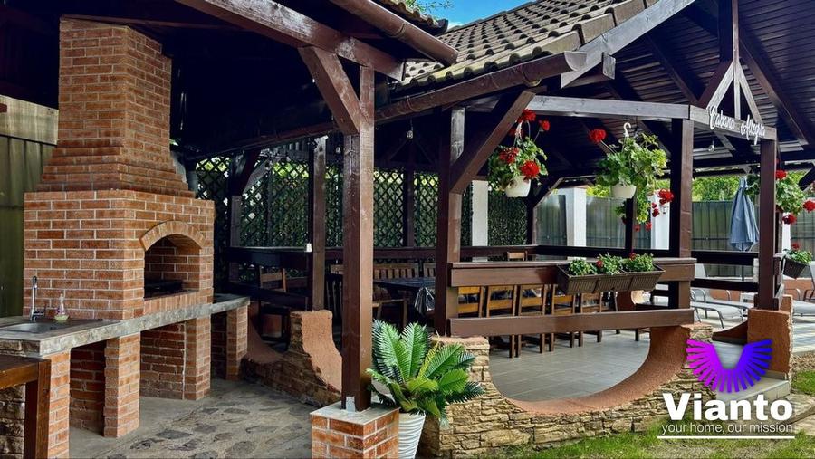 Casă cu 4 camere cu Piscina în Sadu