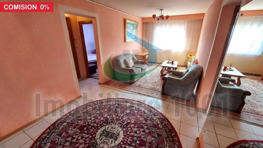 Apartament cu 4 camere decomandat în Ultracentral