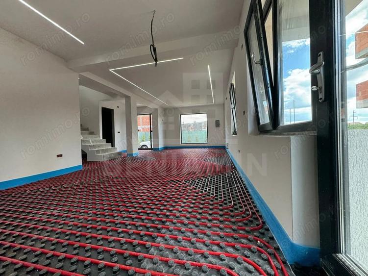 Casă cu 4 camere cu Teren 410 Mp în Bariera Vâlcii