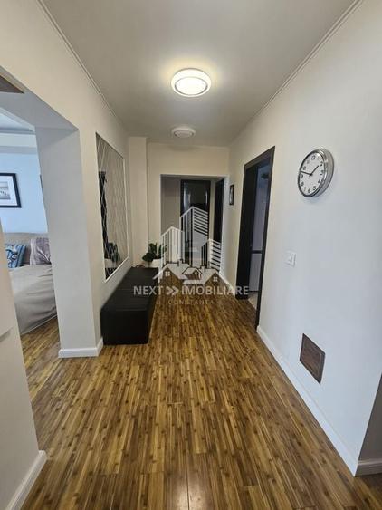 Apartament cu 3 camere decomandat în Faleza Nord