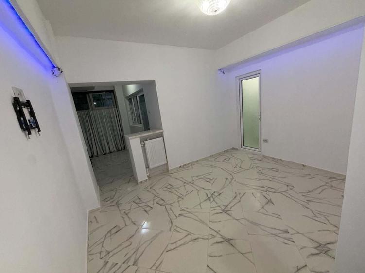 Apartament cu 2 camere nedecomandat în Moșilor