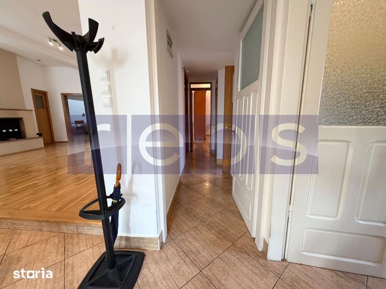 Apartament cu 3 camere în Primăverii