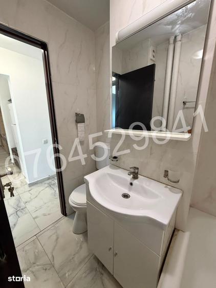 Apartament cu 2 camere decomandat în Tei