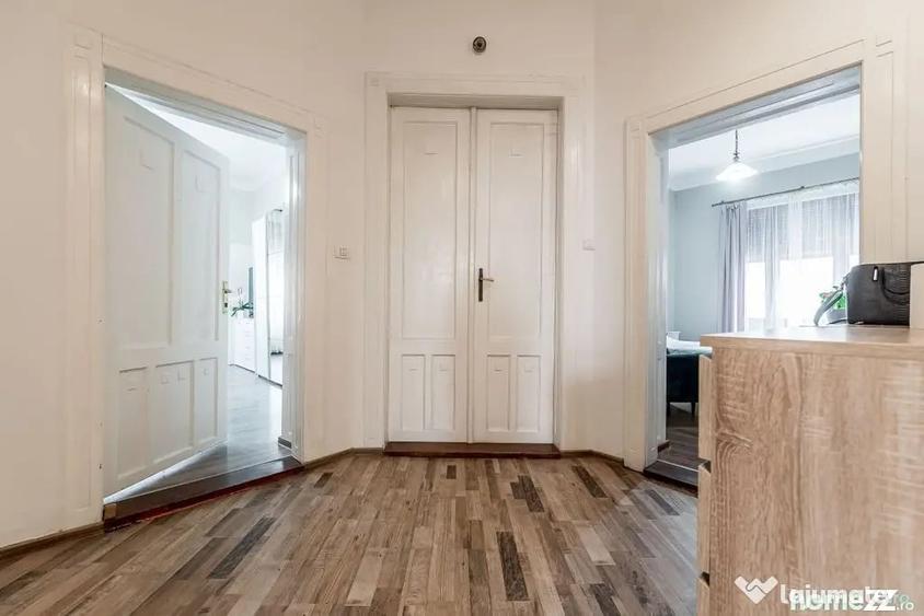 Apartament cu 4 camere decomandat în Ultracentral