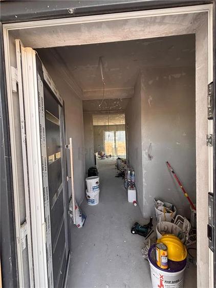 Duplex cu 4 camere cu Canalizare în Moșnița Nouă