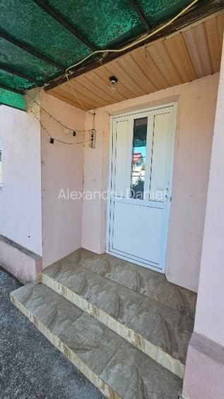 Vând casă în sat Amaru, comuna Amaru