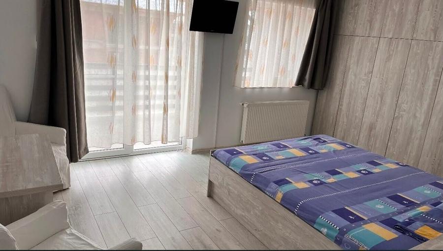 Casă individuală cu 3 camere cu Teren 150 Mp în Tunari
