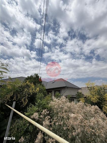 Casă cu 4 camere cu Teren 1250 Mp în Cumpăna