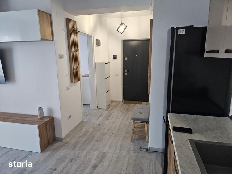 Apartament cu 2 camere în Apărătorii Patriei