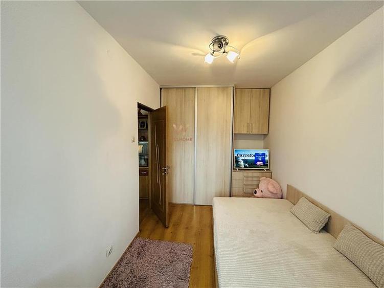 Apartament cu 3 camere semidecomandat în Hipodrom 1