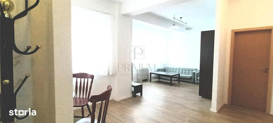 Apartament cu 2 camere decomandat, mobilat în Bucovina