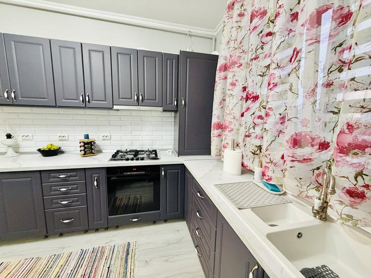 Apartament cu 3 camere decomandat, mobilat în Chiajna