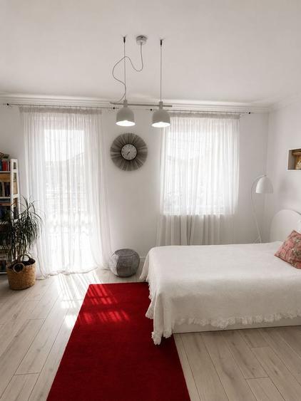 Casă individuală cu 3 camere cu Teren 142 Mp în Central