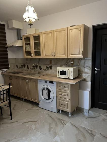 Apartament cu 3 camere decomandat în Centrul Istoric
