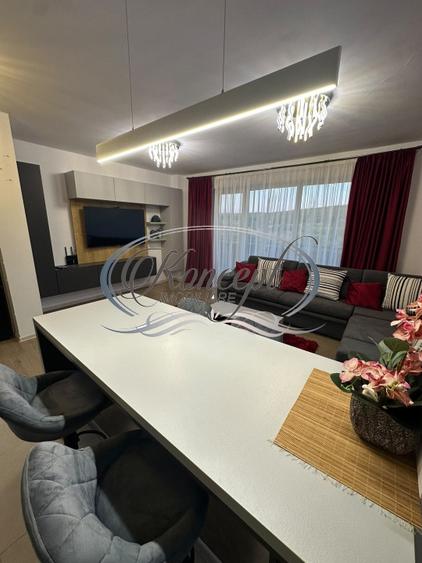 Apartament cu 3 camere semidecomandat, mobilat în Gheorgheni