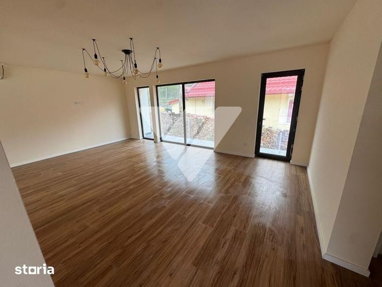 Casă cu 3 camere cu Teren 300 Mp în Sadu