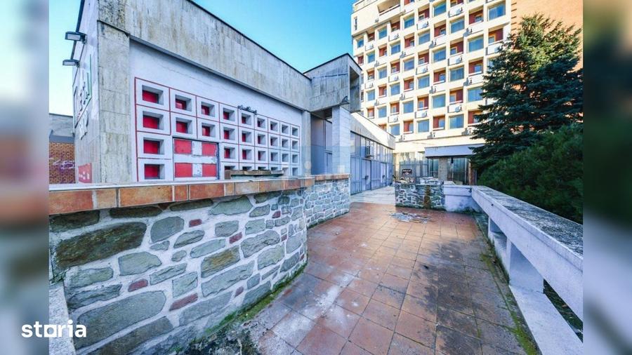 Casă cu Teren 3590 Mp în Central