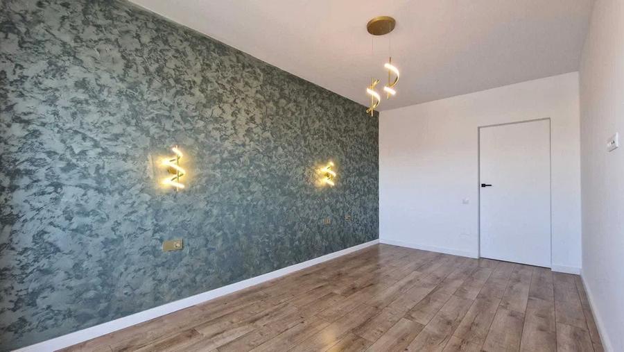 Apartament cu 2 camere semidecomandat în Florești