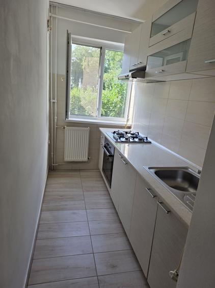 Inchiriez Apartament 2 Camere Cf 2 Parter - 4