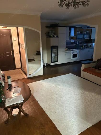 Apartament cu 3 camere decomandat în Militari