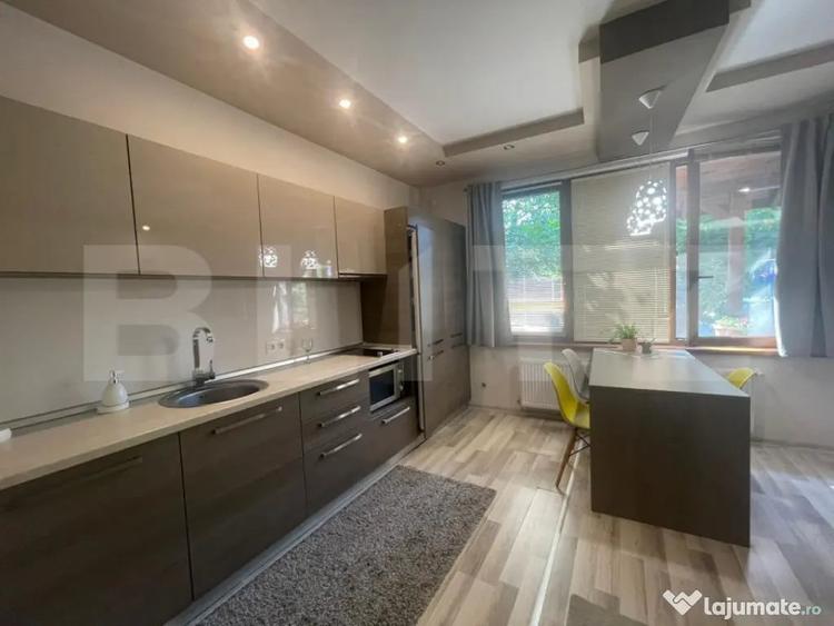 Apartament cu 2 camere semidecomandat în Central